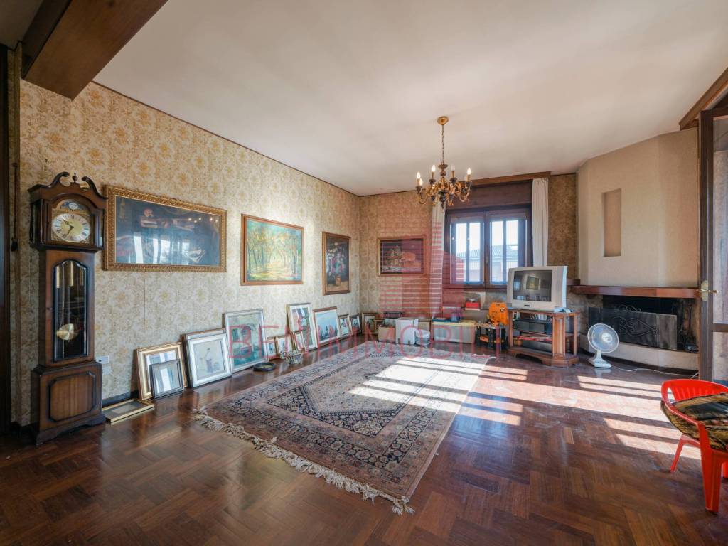 Brescia Caionvico vendita villa  (14).jpg