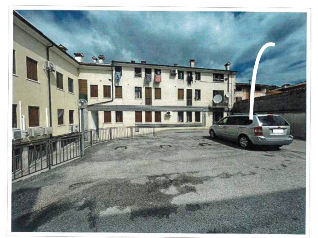 Posto auto - moto via gianni cecchin, centro, marostica