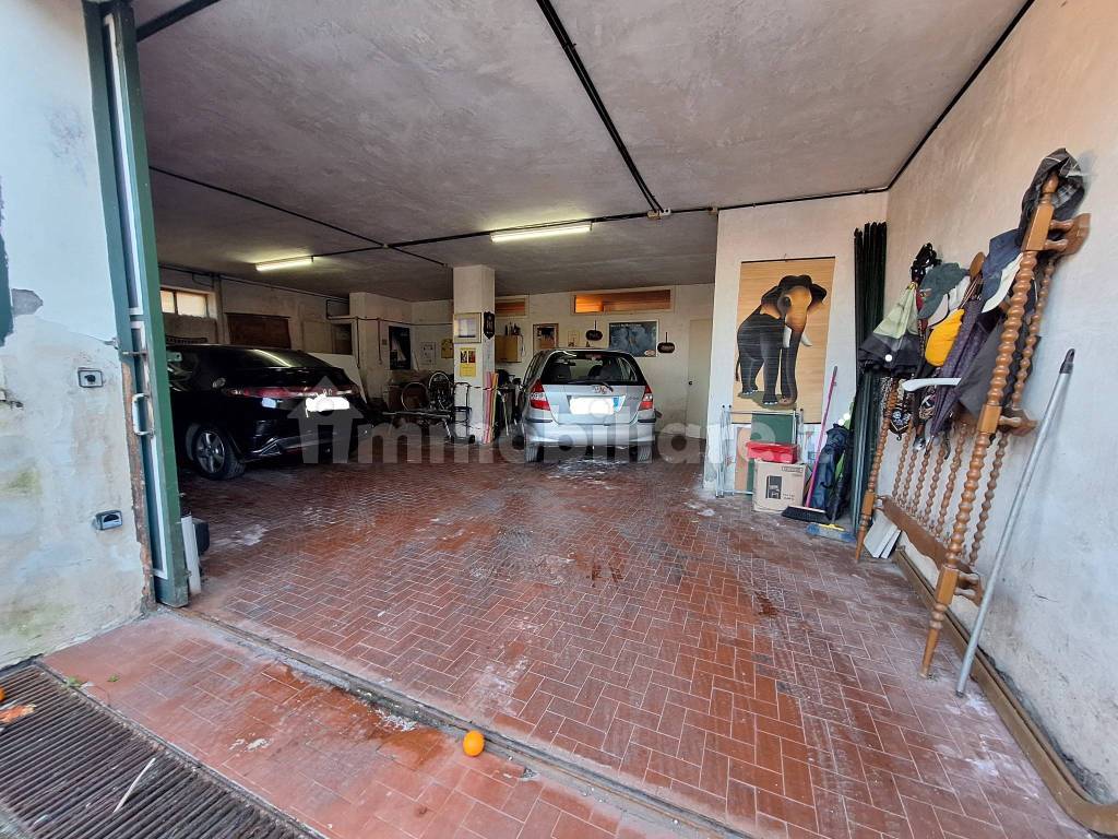 garage