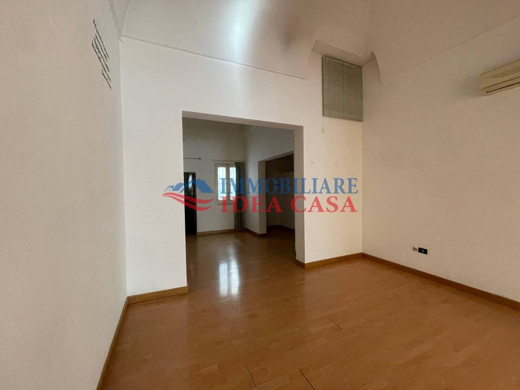 Locale commerciale via Quinto Ennio 82, Francavilla Fontana, Rif. 106160027 Immobiliare.it