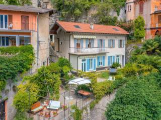 Casa di charme con vista lago a Moltrasio