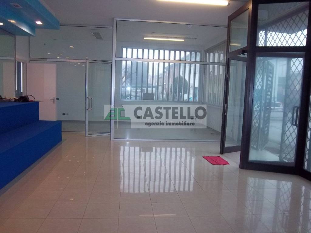 capannone commerciale cadoneghe  18