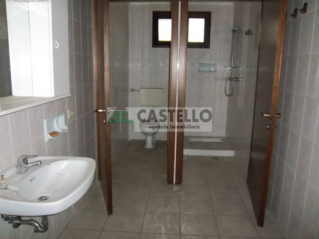 capannone commerciale cadoneghe  15