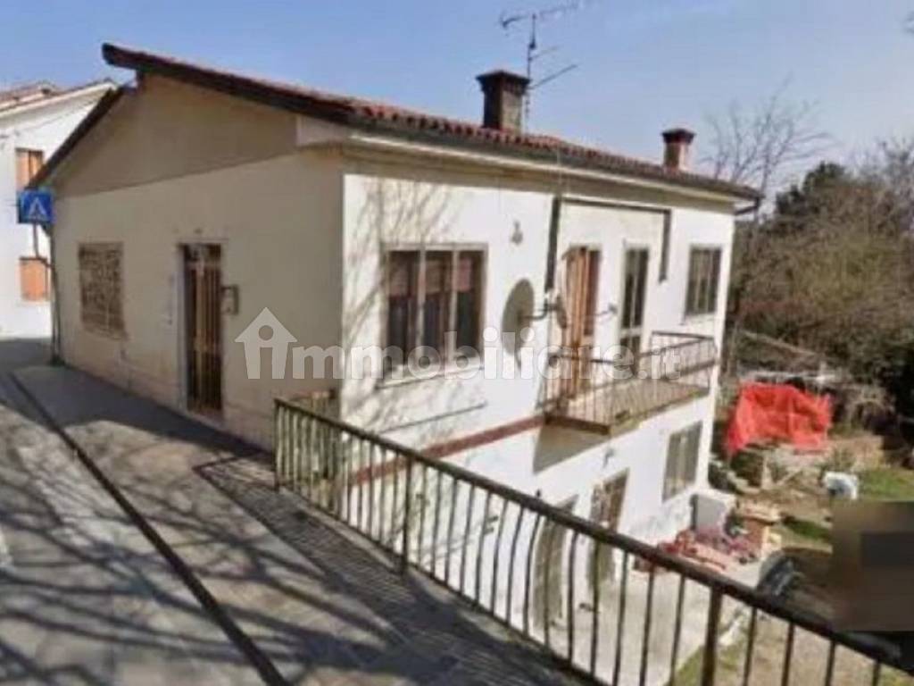 Asta per appartamento, via Trento 78, Centro Montebello Vicentino, rif