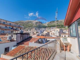 Foto - Si vende Appartamento con terrazzo, Costa Tirrenica Siciliana, Monreale
