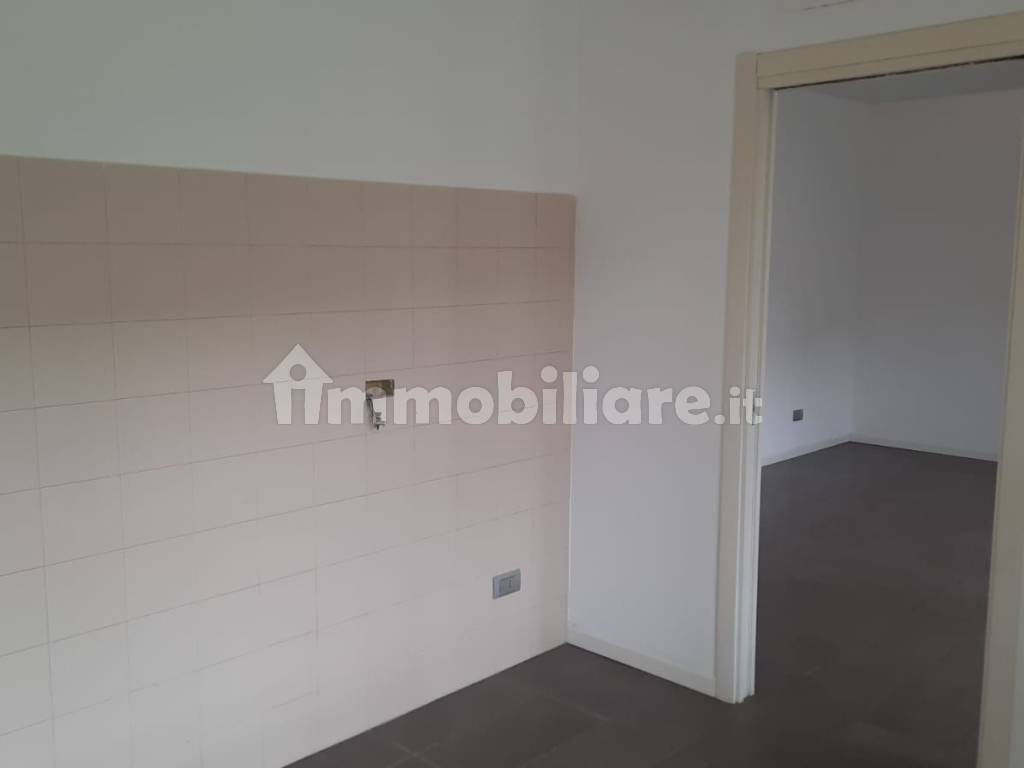 Rent Apartment Cernusco sul Naviglio. 2-room flat in via Enrico Toti ...