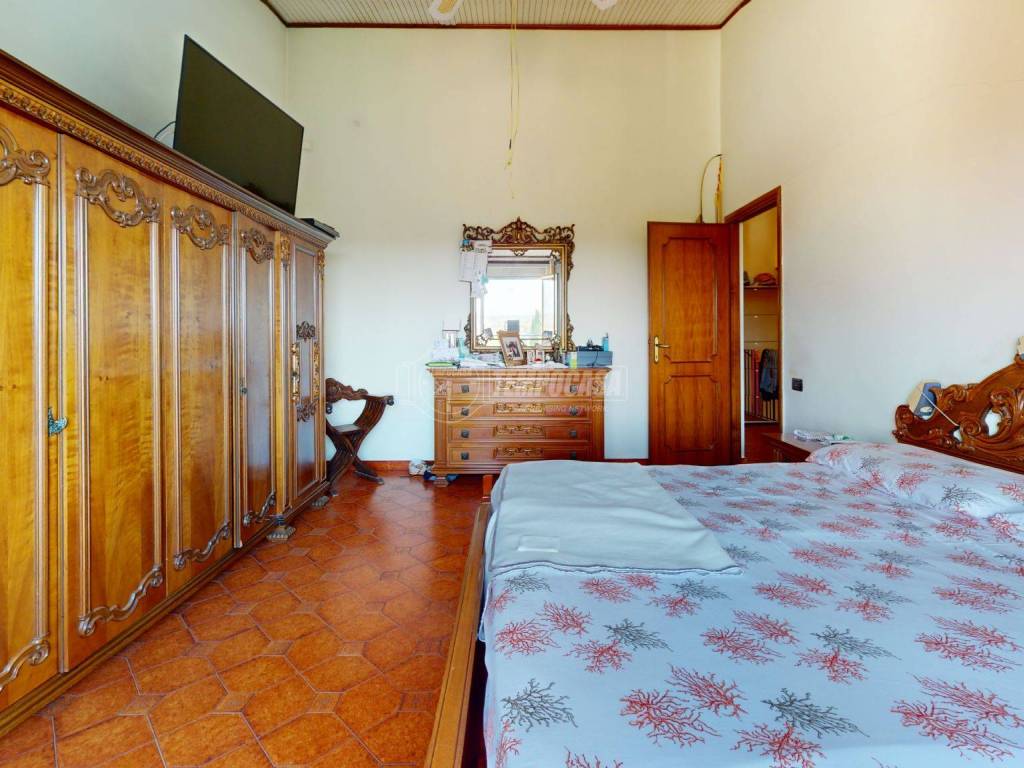 Via-Padre-Benedetto-Spila-106-Bedroom(2)