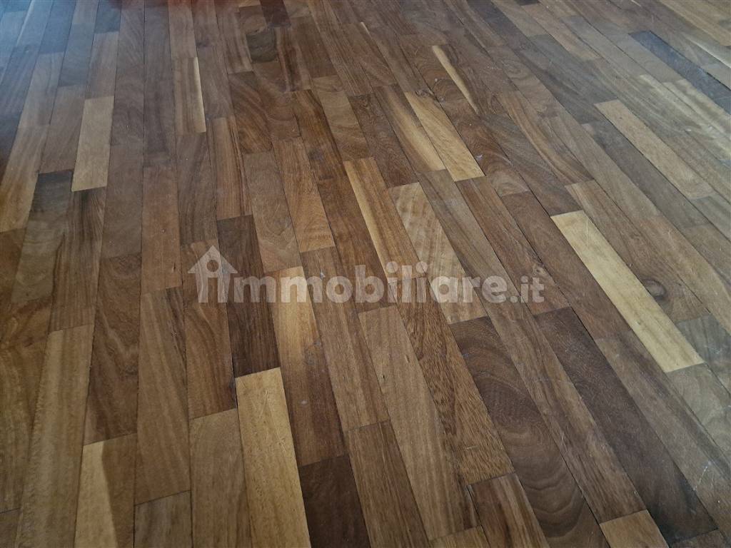 PARQUET