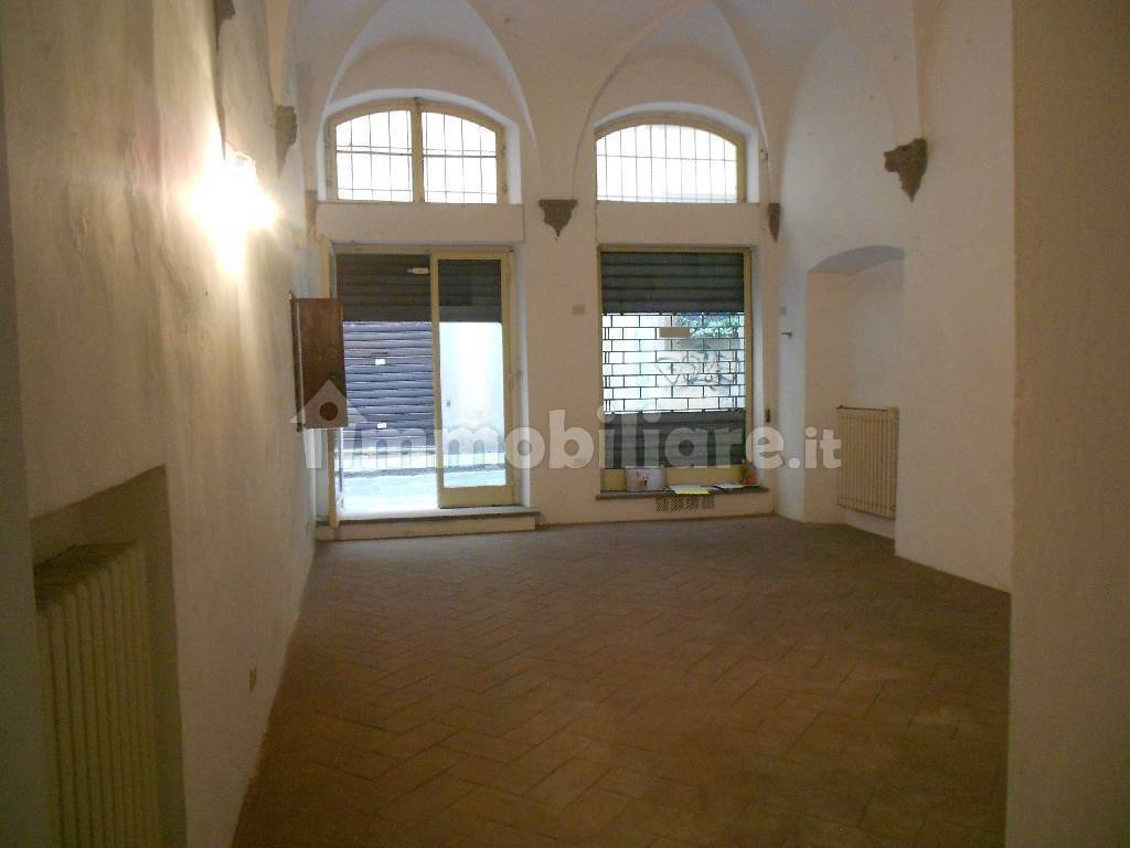 fondo_commerciale_in_affitto_a_firenze_zona_centro