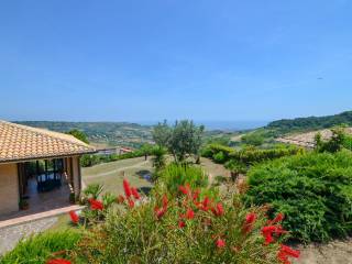 02 ACQUAVIVA PICENA VILLA CON VISTA MARE .jpg