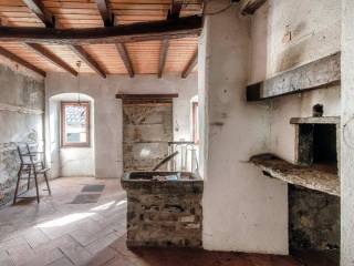 Casa di borgo con terrazzo vista lago a Laglio