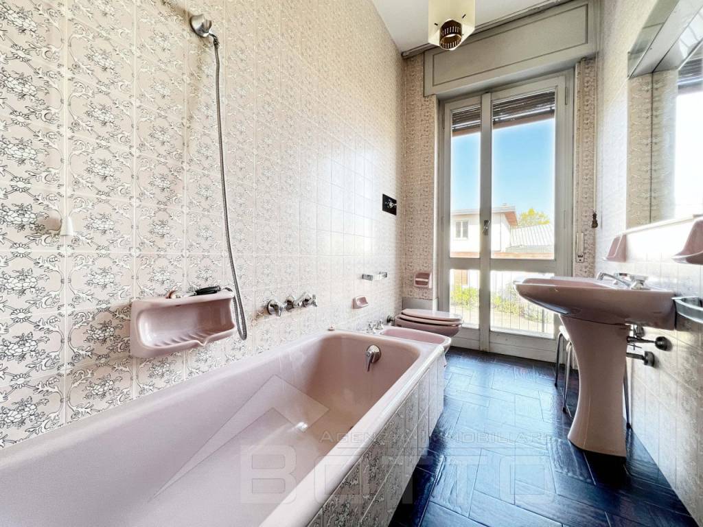 villa vendita gozzano 1p bagno