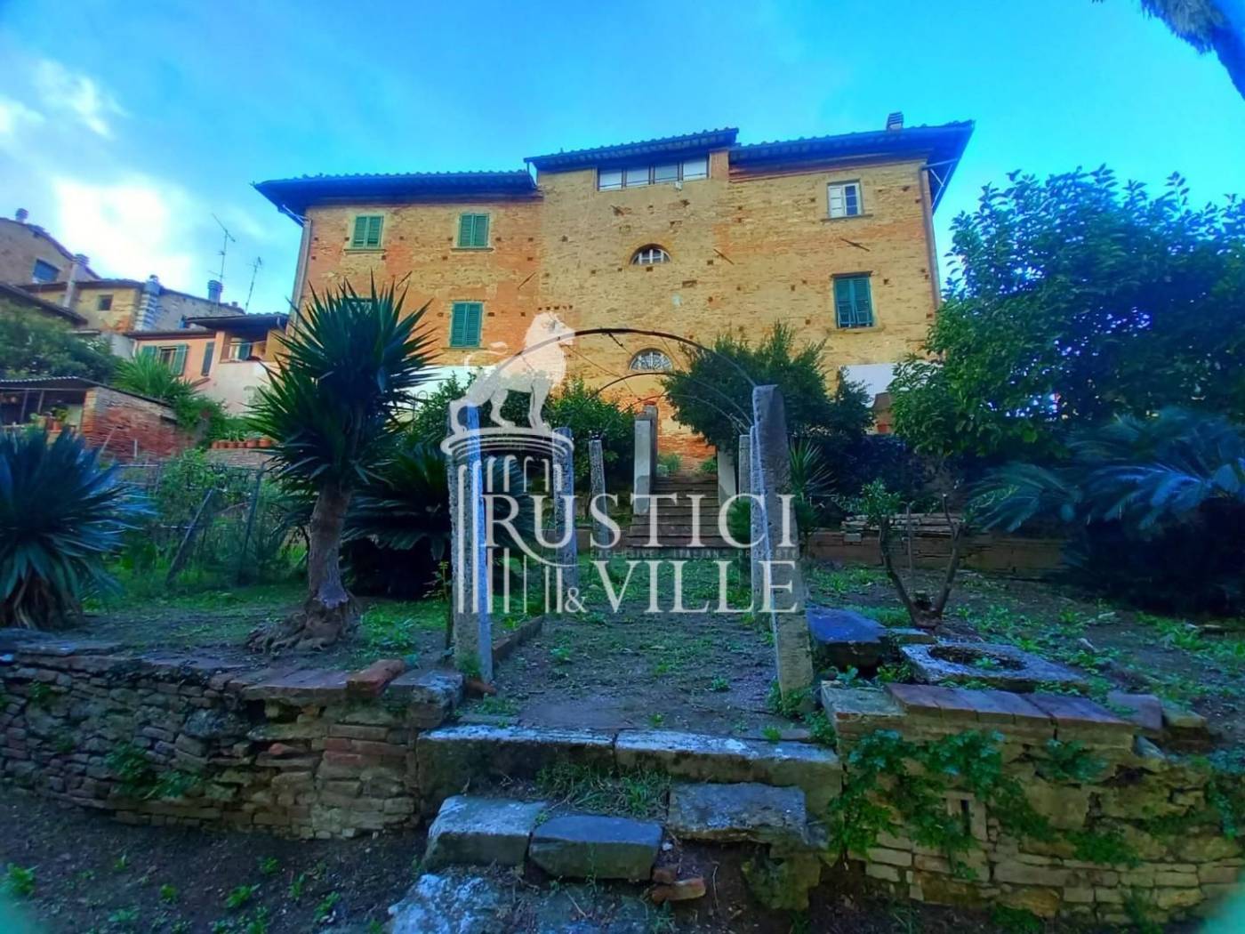 Villa in vendita a Pisa