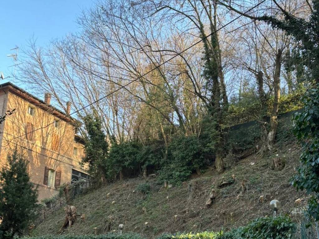 Terreno edificabile via bellombra 12, colli castiglione, bologna