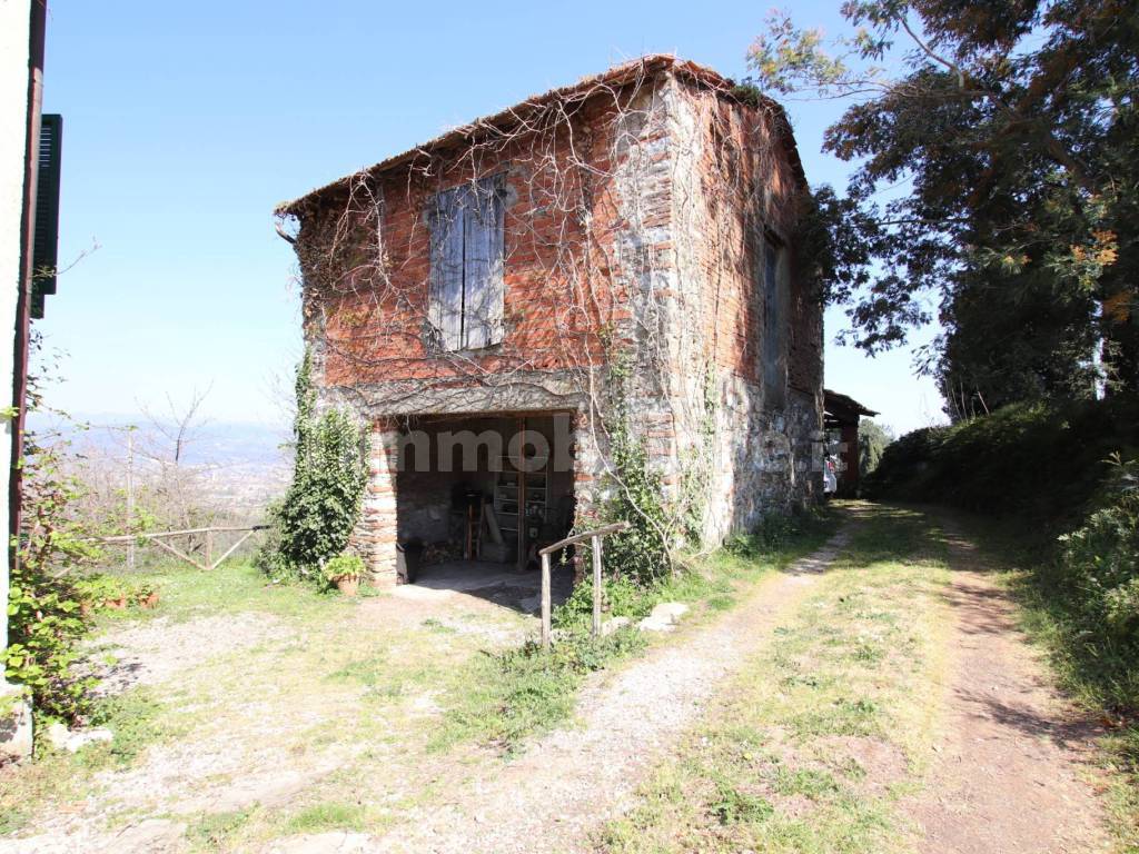 vendesi villa colline sud lucca vista panoramicaIM