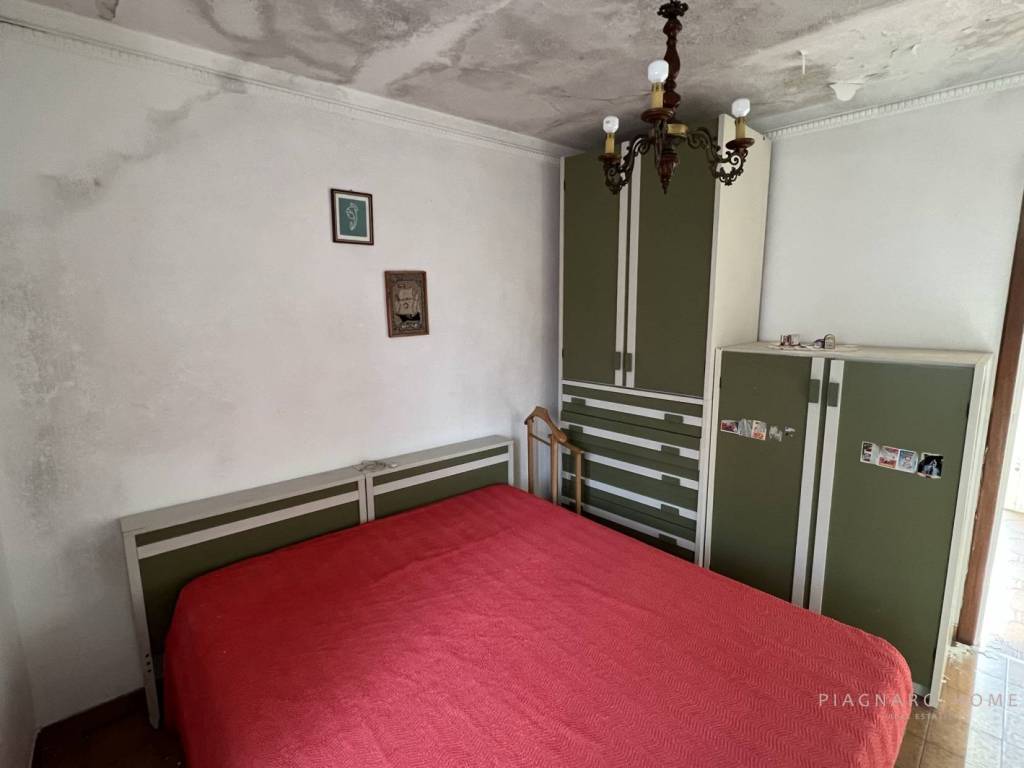 vendita-case-nel-borgo-massa-carrara-rif-iff-80-casa-nel-borgo-di-8pvsexet.JPEG