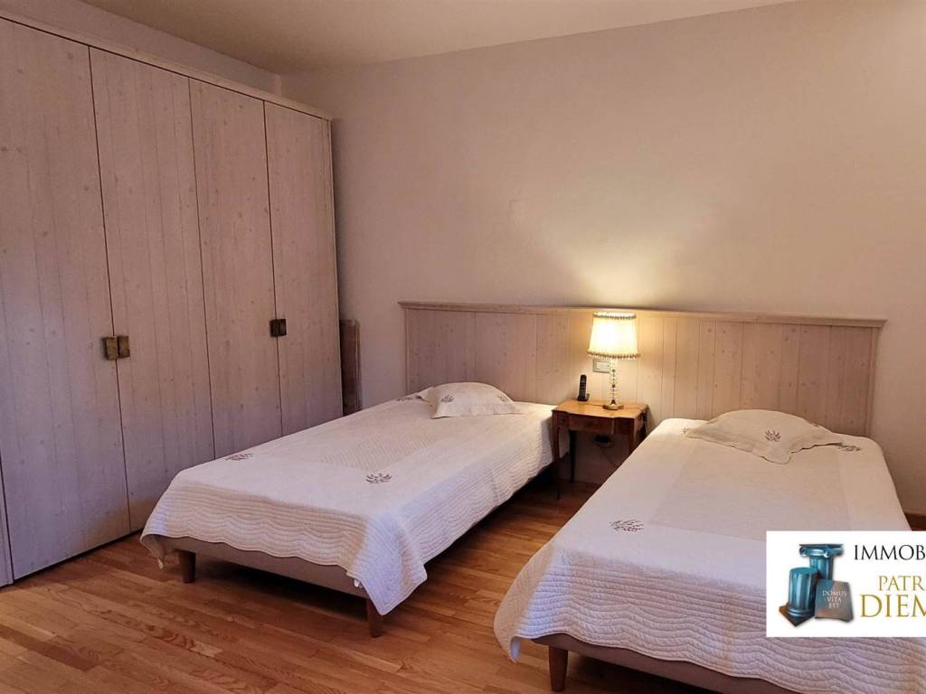 Aosta-centro-prestigio-appartamento-ristrutturato-