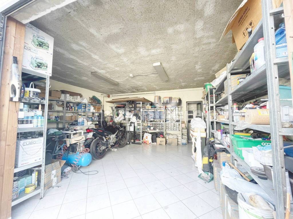 garage