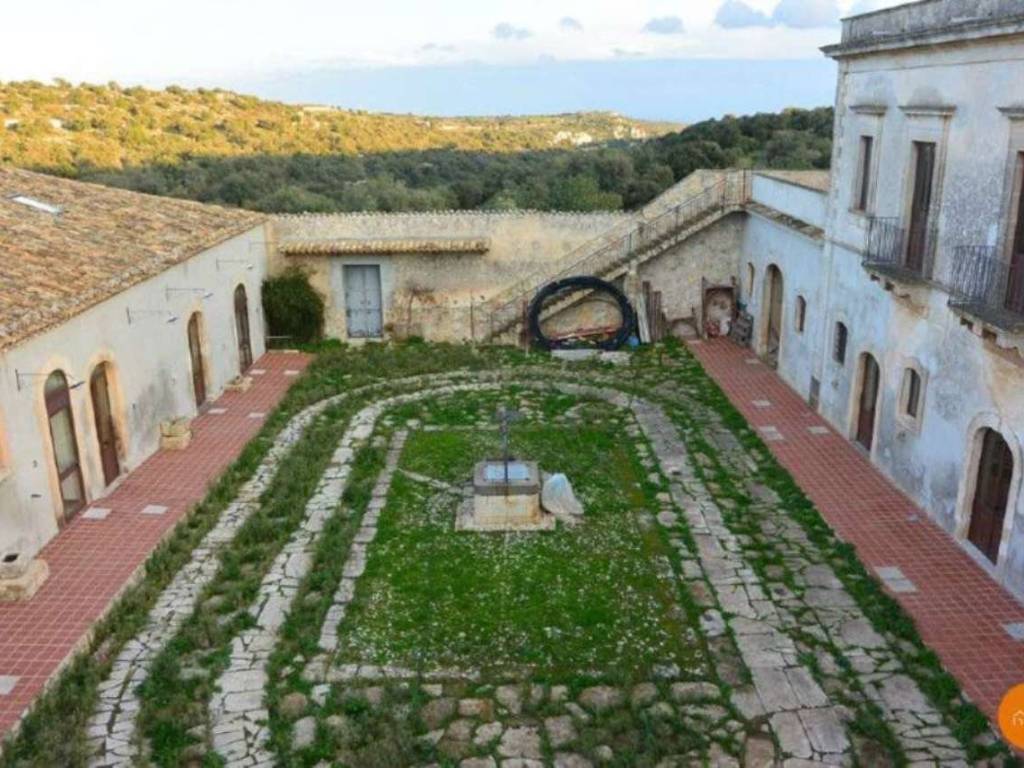 la masseria fortificata 13