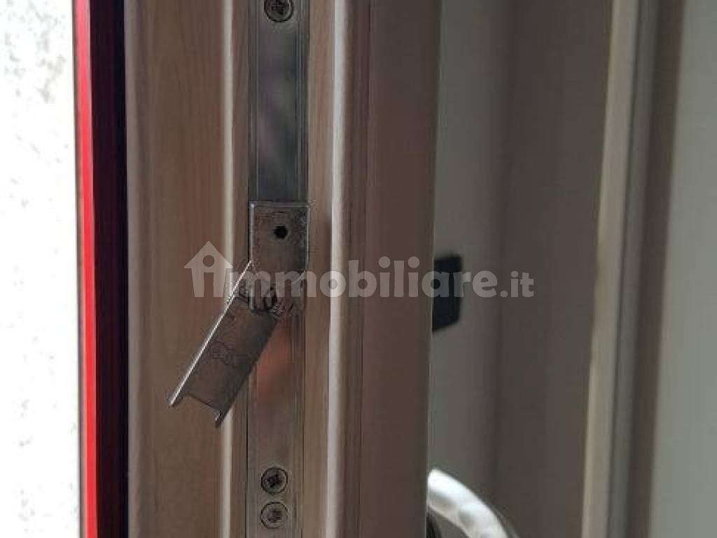 dettaglio finestra legno/alluminio