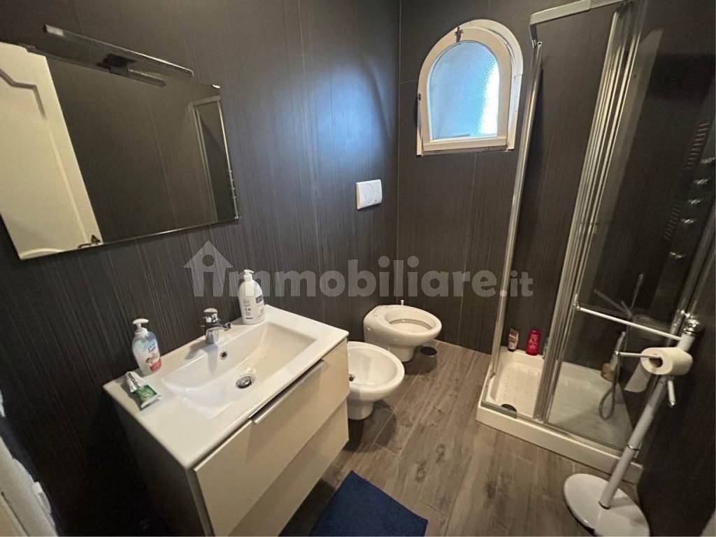 bagno al piano primo