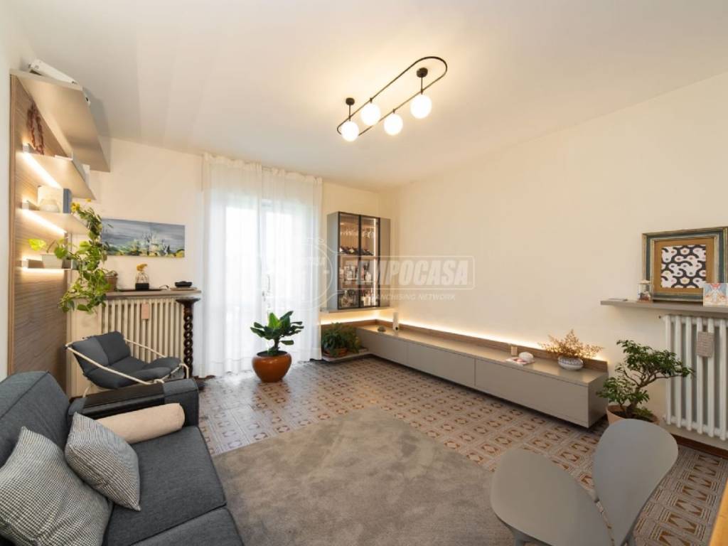 Vendita Appartamento Renate. Quadrilocale in via Giuseppe Mazzini 3. Da ...