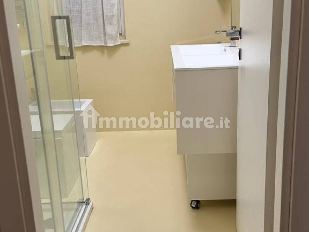 BAGNO2