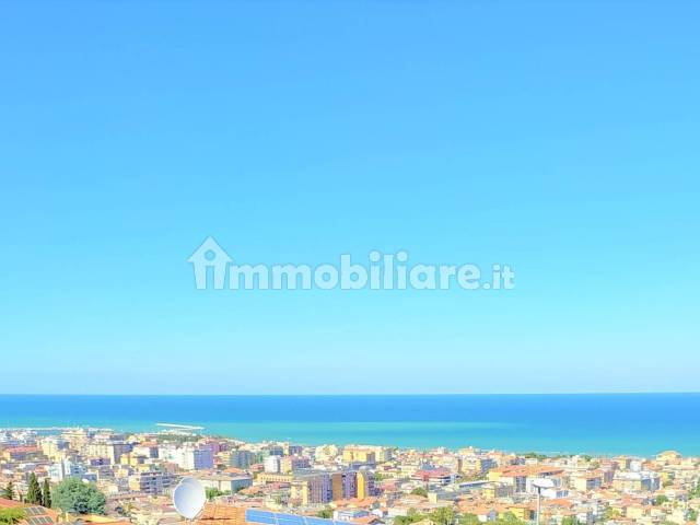 DILEOIMMOBILIARE VILLA VENDE SAN BENEDETTO DEL TRO