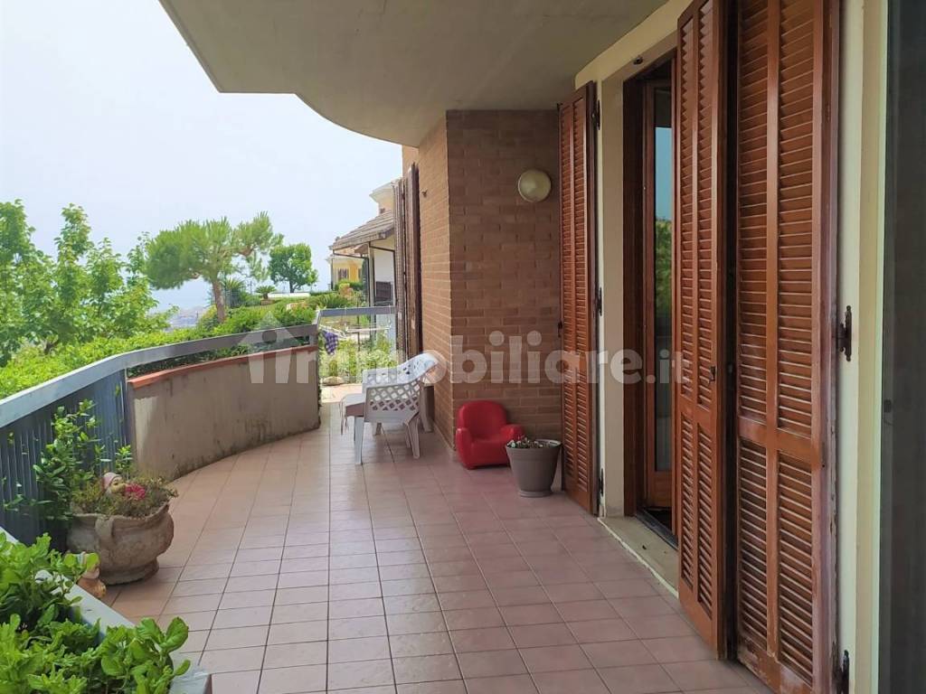 DILEOIMMOBILIARE VILLA VENDE SAN BENEDETTO DEL TRO