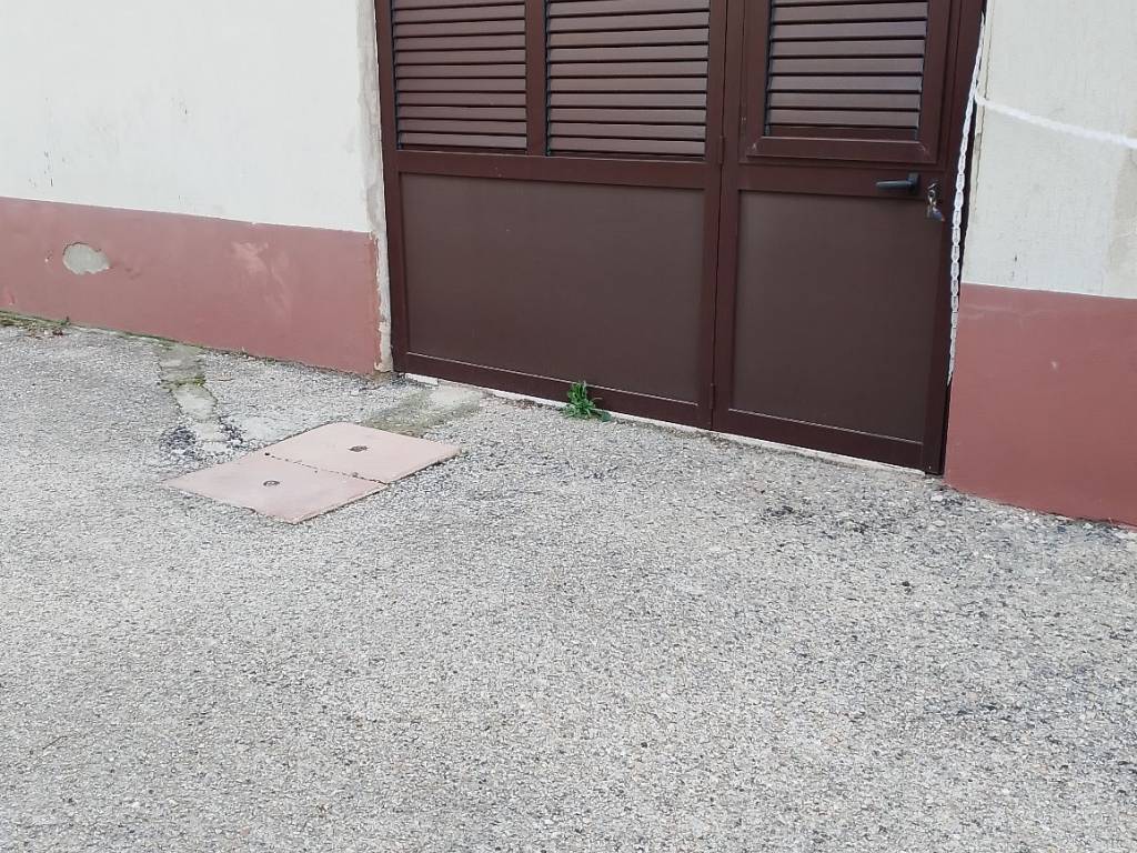 Garage - box lungomare cristoforo colombo, salvo marina, san salvo