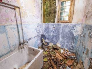 BAGNO INTERNO PRIMO PIANO