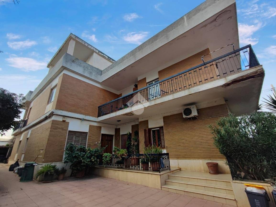 Palazzo - Edificio - foto 2