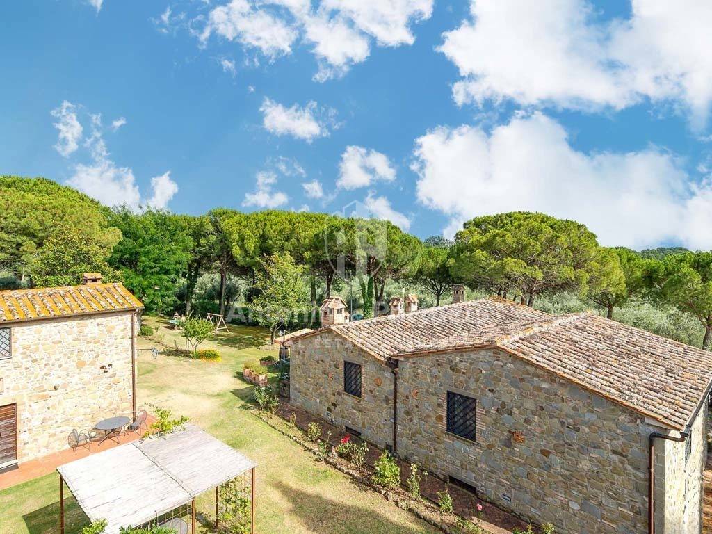 Casale indipendente - Lago Trasimeno - Tuoro - Pas