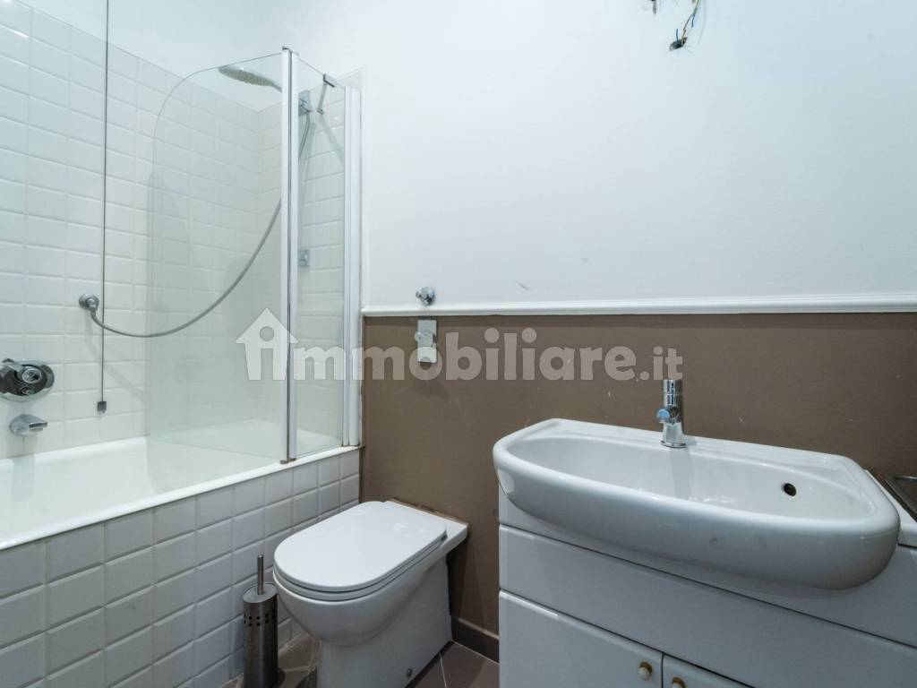 Bagno servizio