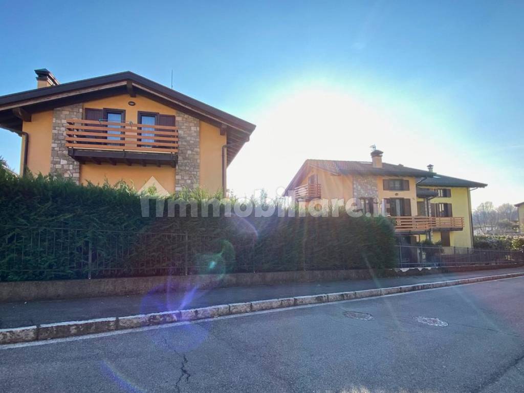 GABETTI VENDE BILOCALE CON GIARDINO SOTTO IL MONTE - 26.jpeg