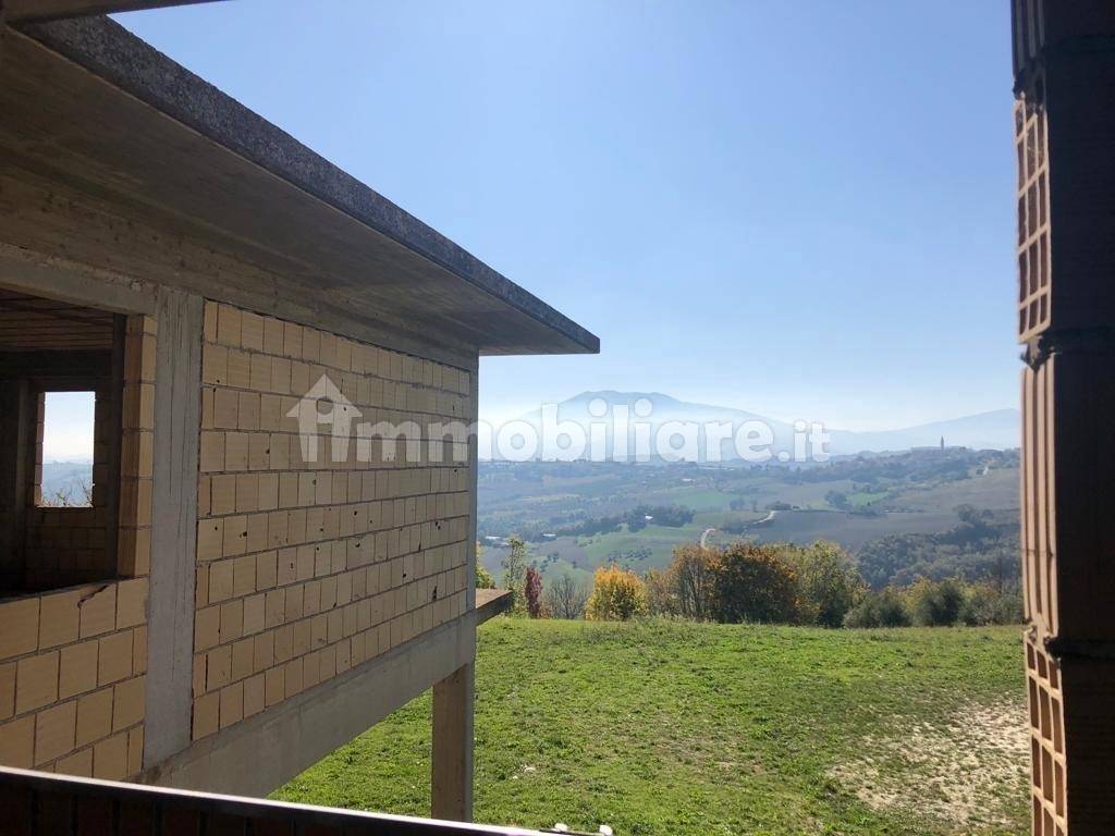 05 CASTIGNANO - BIFAMILIARE  AL GREZZO CON VISTA P