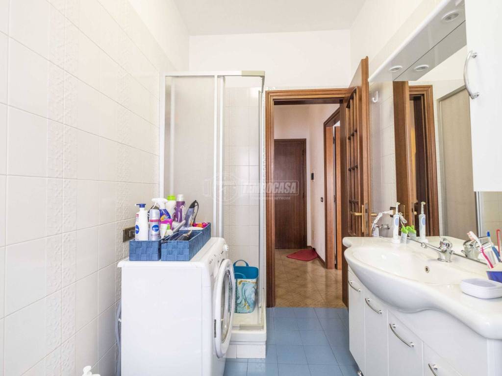 BAGNO PRIMO PIANO 