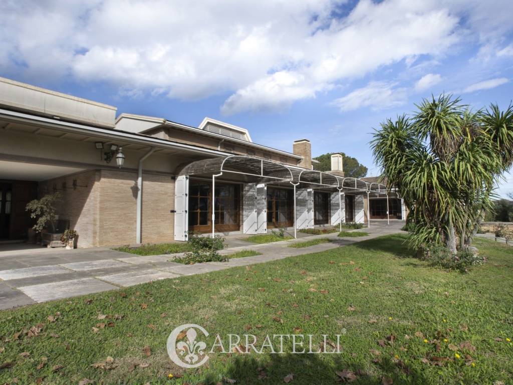 Vendita Villa unifamiliare in via della Pisana Roma. Buono stato, posto