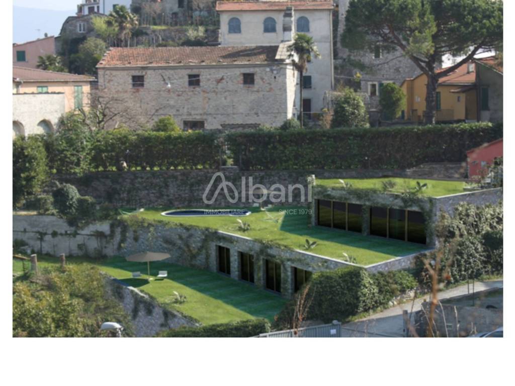 AC211_VENDITA_ALBERGO_STRUTTURA_LIGURIA_VEZZANO_LI