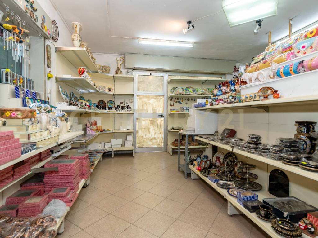 Deposito Fiumefreddo (4).jpg