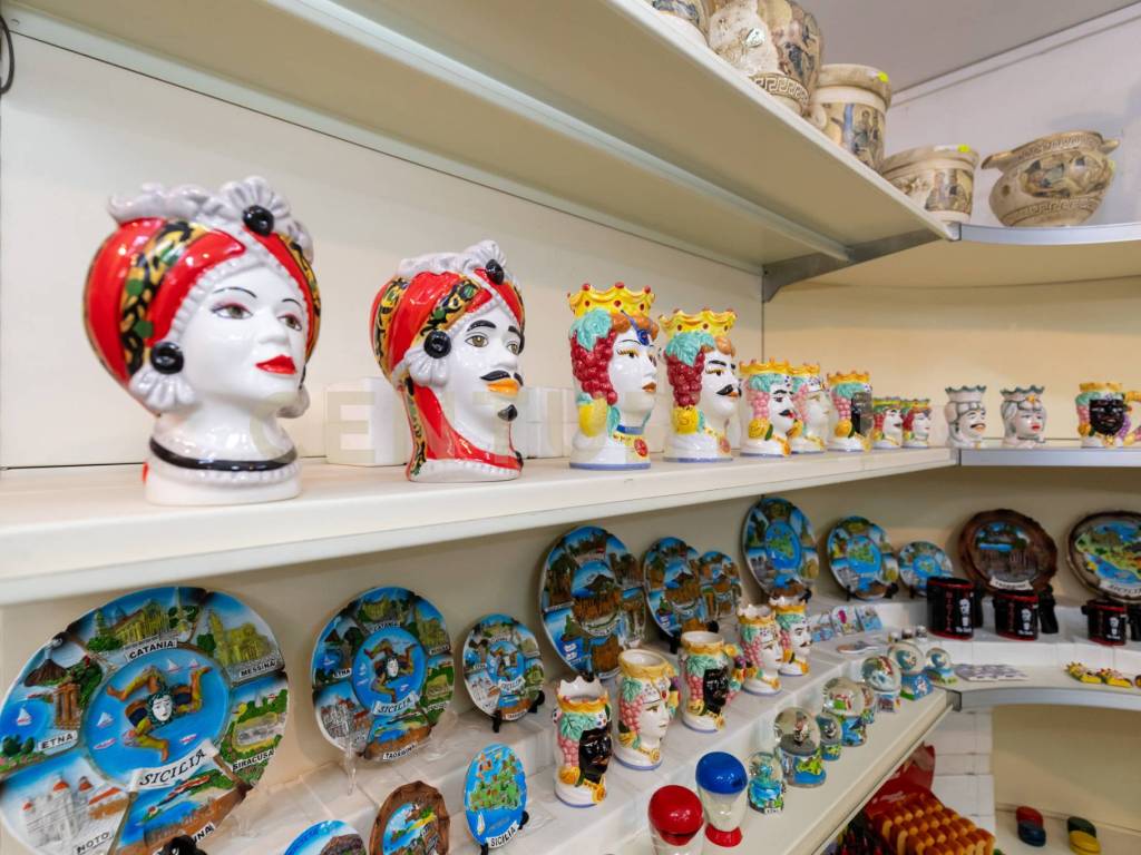 Deposito Fiumefreddo (10).jpg