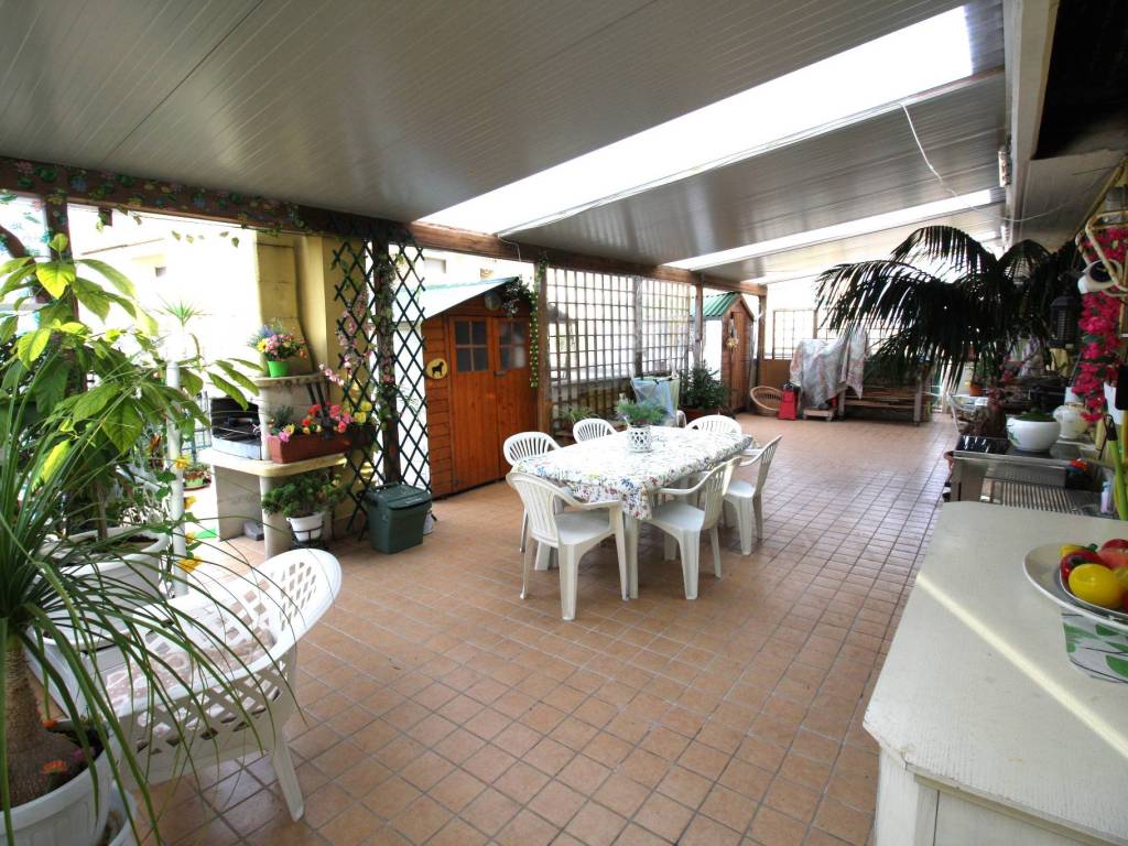 veranda