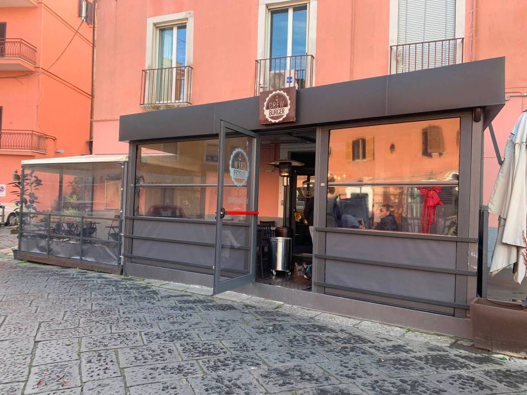 Attività commerciale via faustina 7, gaeta