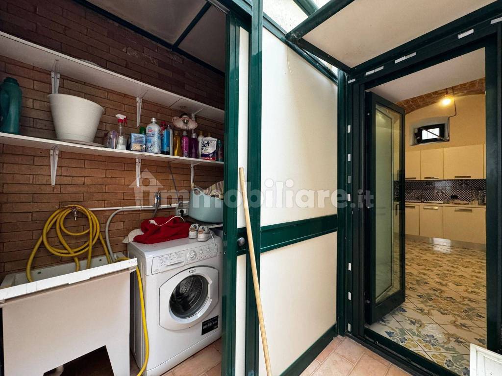 Vendita Appartamento in via dei Principati 57. Salerno. Buono stato