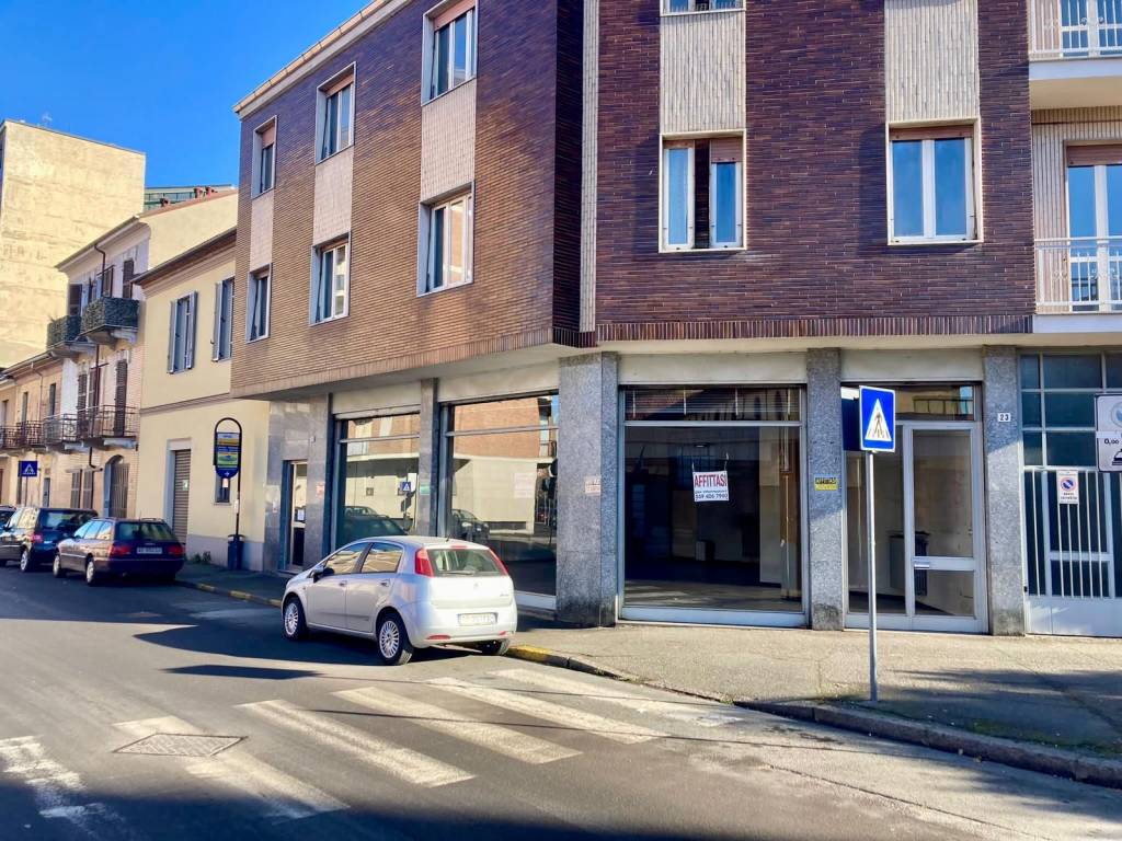 Locale commerciale via giovanni mazzoni 23, piazza genova, alessandria