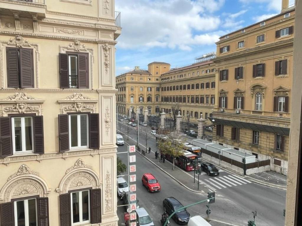 vista esterna del palazzo