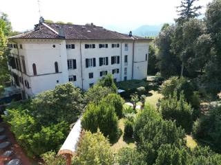 vendesi villa con parco e piscina lucca DJI_0958.J