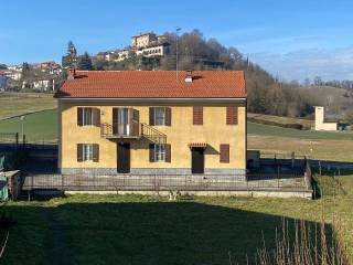 Foto - Vendita villa con giardino, Solonghello, Monferrato