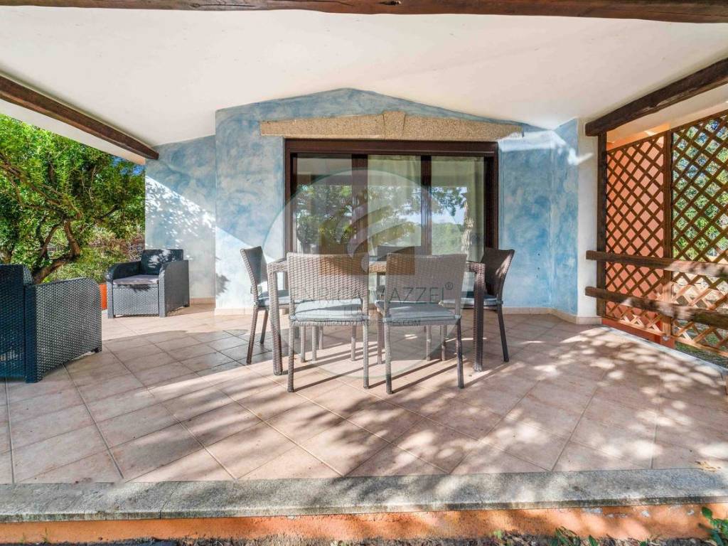 Vendita Villa bifamiliare in Località Riviera dei Pini Budoni. Buono ...