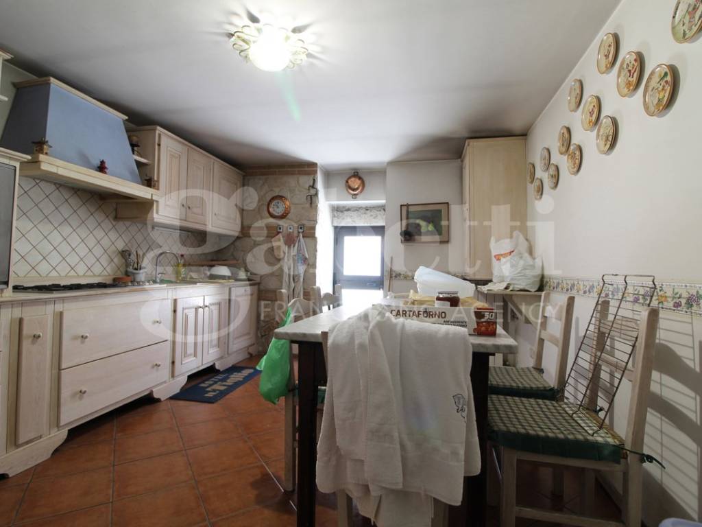 cucina albergo.jpg